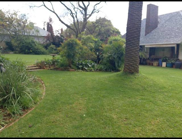 6 BEDROOM HOUSE FOR SALE IN ILLOVO